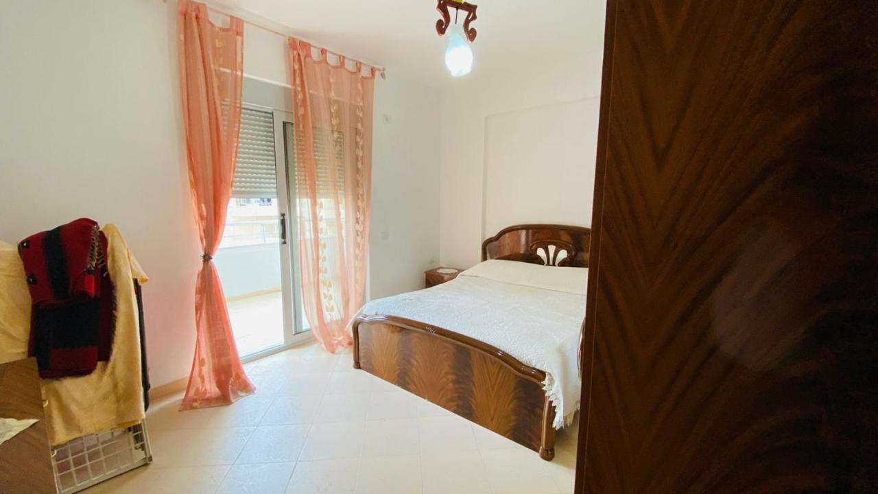 Aria Apartment's Wlora
